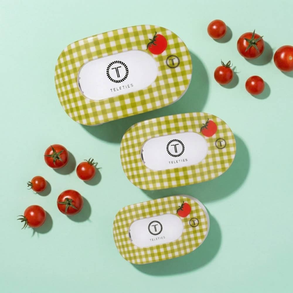 Group styling reference for Locally Grown, Medium, Flat Round Hair Clip